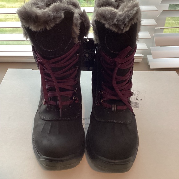 Santana Canada Leather & Wool Blend Mid Winter Boot (Women) 10M - Picture 13 of 13